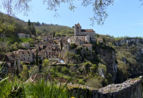 Saint-Cirq Lapopie authentique village perché du Quercy